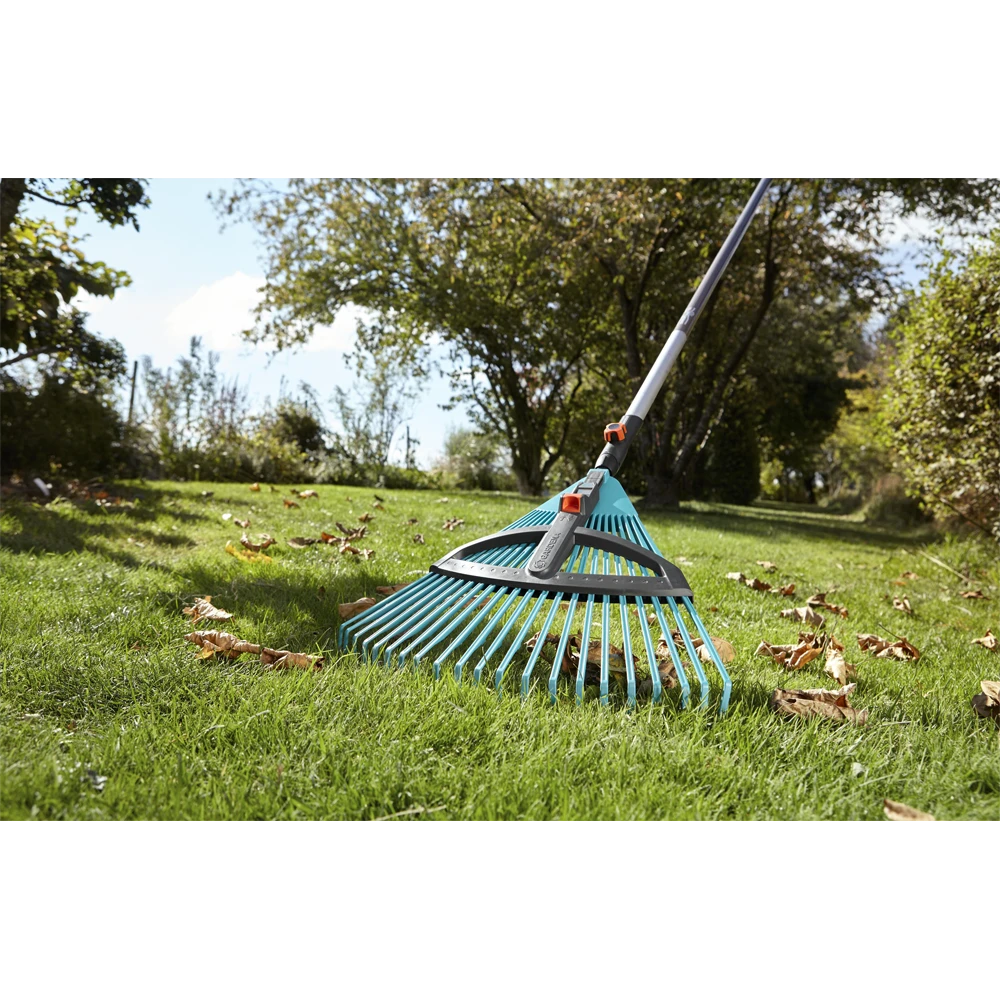 Combisysteem Kunststof Bladhark, Verstelbaar Met Steel - 35cm - Gardena - Afbeelding 4